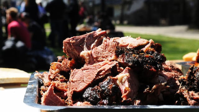 Los primos cordobeses elaboraron una graciosa y real reflexión sobre el asado en Argentina.