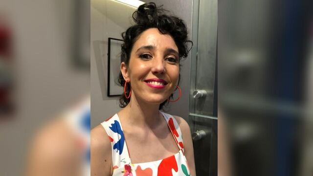 Verónica lucha contra el cáncer de mama mientras cría a sus hijos ella sola.