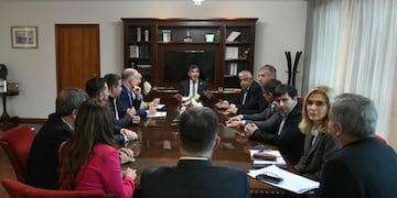 Reunión de presidentes de bloques con el vicegobernador Miguel Acevedo.