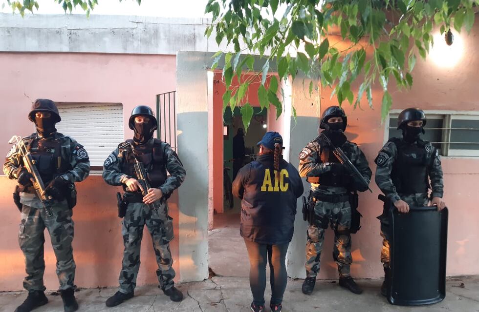 Desbarataron una banda de narcomenudeo rosarina y detuvieron a 4 personas
