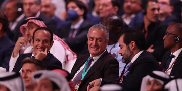 El rafaelino Gustavo Alfaro, DT de Ecuador, en el sorteo del mundial Qatar 2022