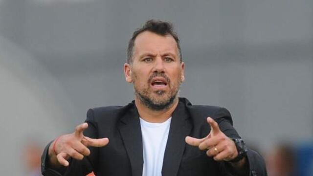 El Ogro regresó a Newell's pero esta vez como DT.