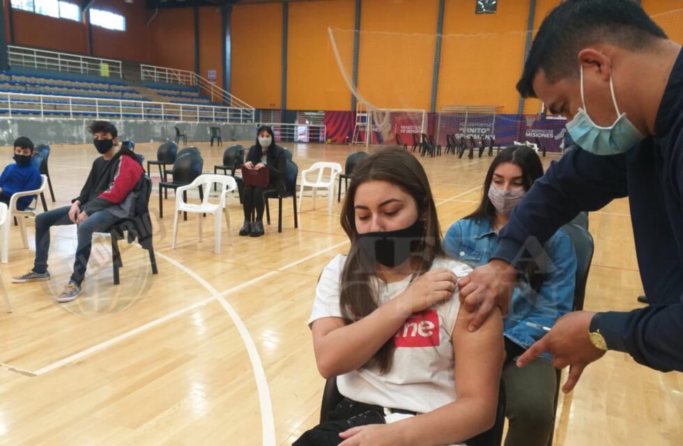 Vacunación contra el COVID-19: las vacunas Pfizer serán para adolescentes en Misiones