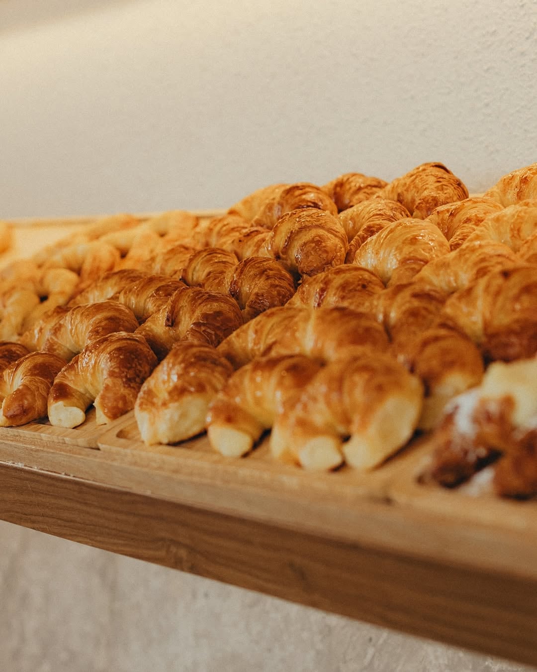 La ruta de las medialunas en Mar del Plata: 5 paradas obligatorias para este verano 2026