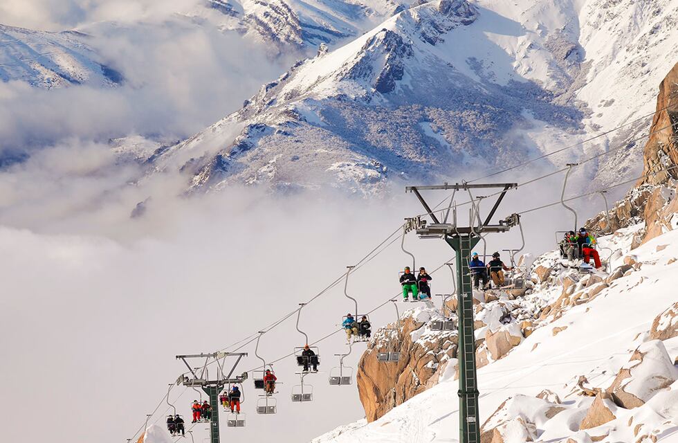 Murió un operario cuando acondicionaba medios de elevación en el Cerro Catedral