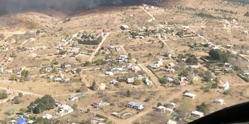 Desde el aire, los incendios en Potrero de Garay. (Gentileza: piloto de hidrante PPMF)