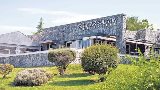 Barrio privado "La Arbolada"