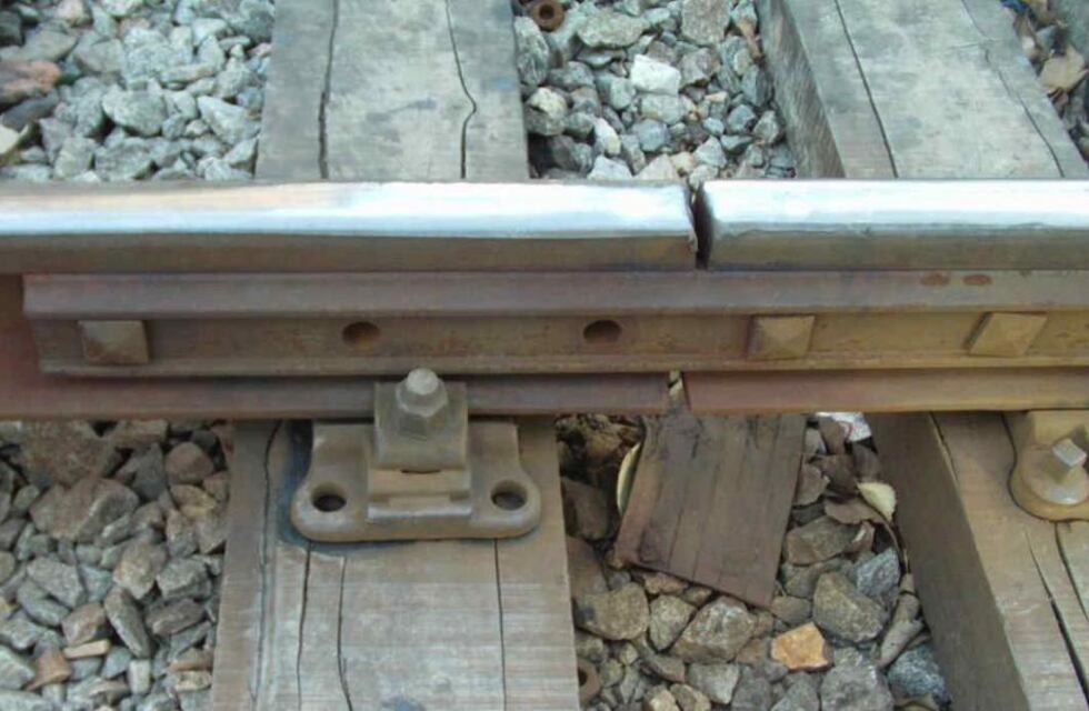 Un ciego tiró una madera, pegó en la cabeza de su sobrina de 3 años y la nena falleció