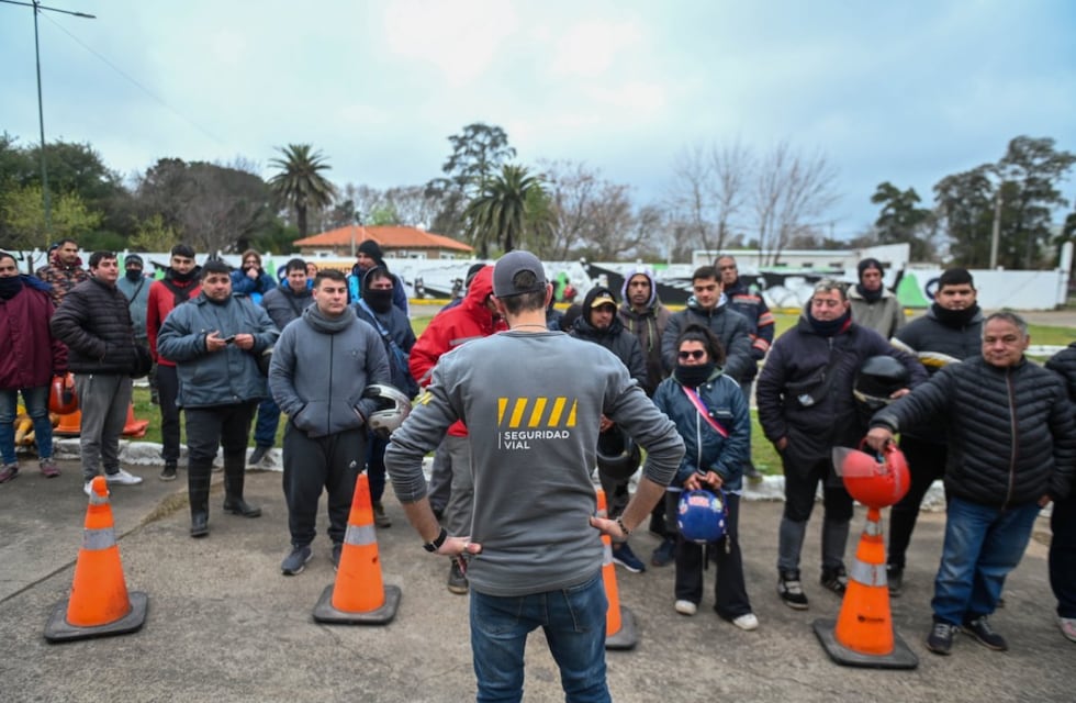 Educación Vial: se realizaron capacitaciones de conducción segura a motociclistas de Gualeguaychú