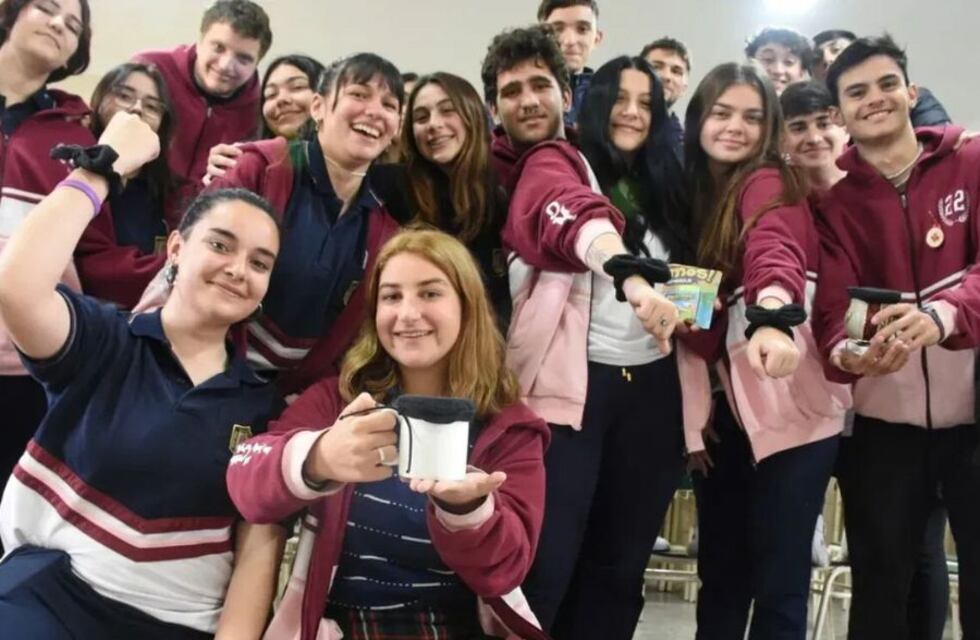“ScrunchieCup”: el invento “antidrogas” de un grupo de alumnos santafesinos para llevar al boliche
