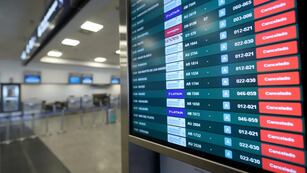 Demoras y cancelaciones de vuelo: hasta qué hora será el “paro parcial” de los Aeronavegantes en Aeroparque y Ezeiza.