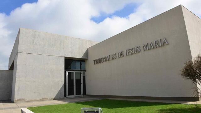 En los Tribunales de Jesús María, se oyó un fallo muy importante sobre los autoplanes.