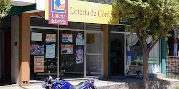 El boleto ganador se jugó en una agencia de Laguna Larga (imagen ilustrativa).