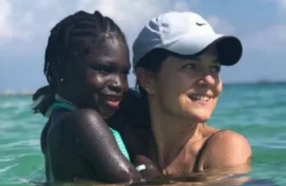 Así está hoy Stephanie, la hija de Andrea Pietra y Daniel Grinbank, a sus 15 años