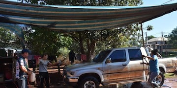 Proponen reglamentar lavaderos de vehículos en San Pedro.