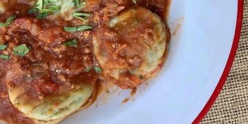 Con un clima ideal para comerlas, un local de Córdoba ofrece cuatro horas de pastas libres.