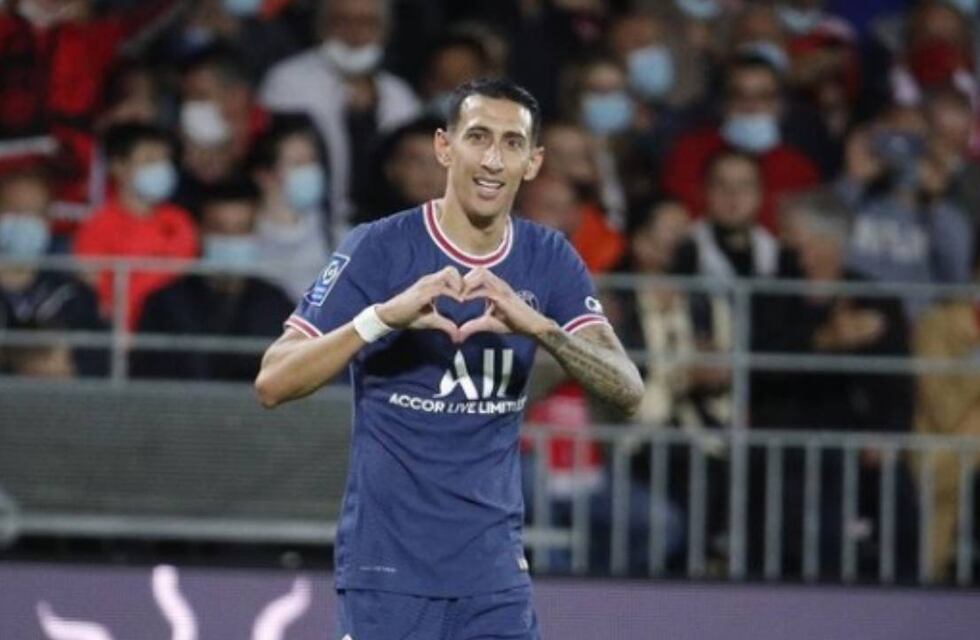 PSG empezó perdiendo pero se lo dio vuelta 2-1 al Lille con un gol de Di María, mientras que Messi jugó solo el primer tiempo