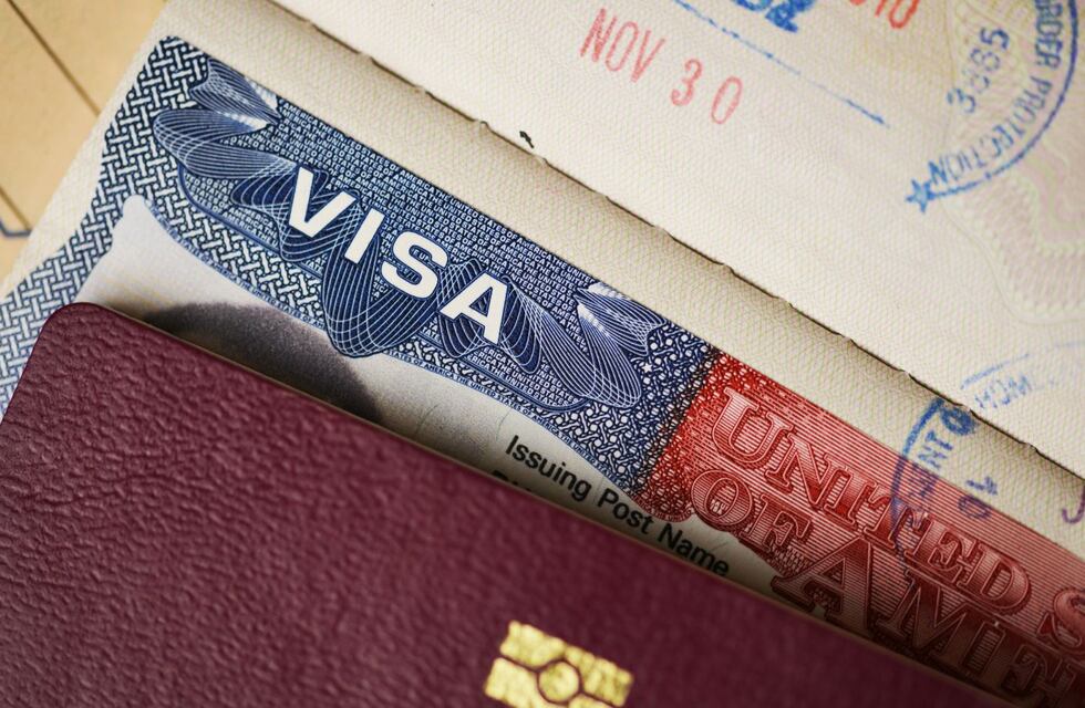 El país europeo que endureció las leyes para que no vayan tantos argentinos