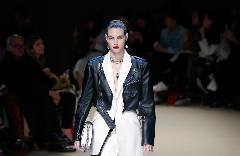 La tendencia que nunca pasa de moda y fue protagonista en las semanas de la modas