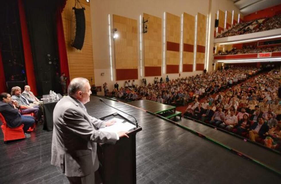 Jaldo participó del conversatorio “Ni un pibe menos por la droga”