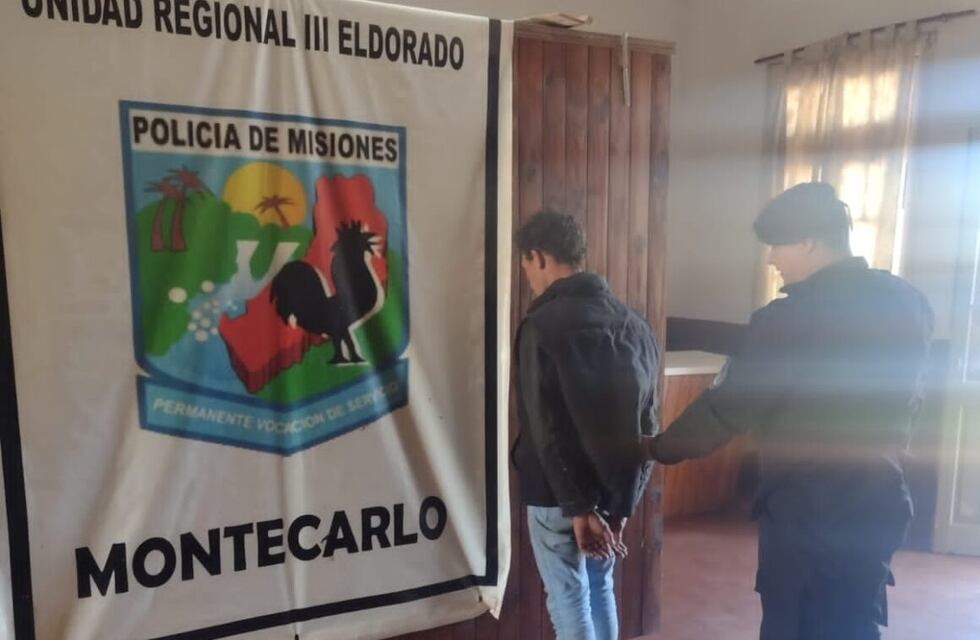 Montecarlo: joven en aparente estado de ebriedad fue detenido por amenazar a vecinos