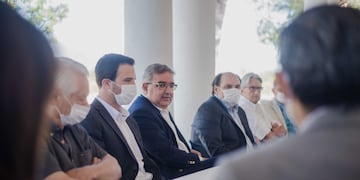 Jalil y Saadi anunciaron medidas para el sector privado.