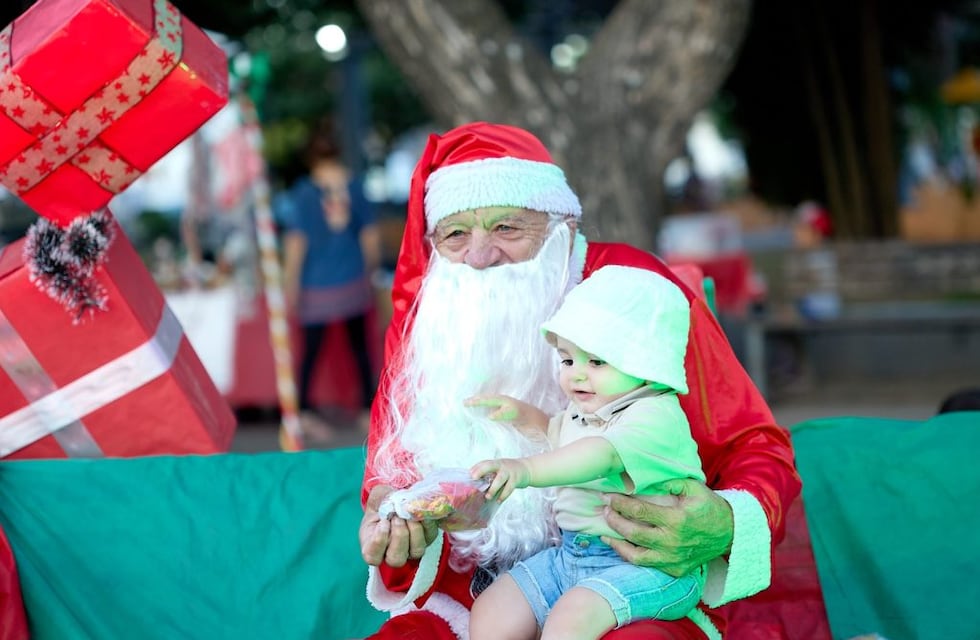 Sin trineo pero con estribos: Papá Noel visitará a los vecinos de Cabalango