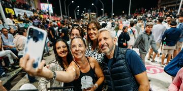 El gobernador Rogelio Frigerio visitó a los Corsos de Gualeguay