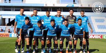 Los 11 titulares del Celeste en la tarde del Gigante de Alberdi
