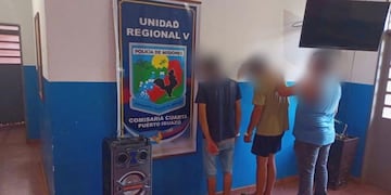 Puerto Iguazú: Dos jóvenes detenidos por robo en un local comercial.