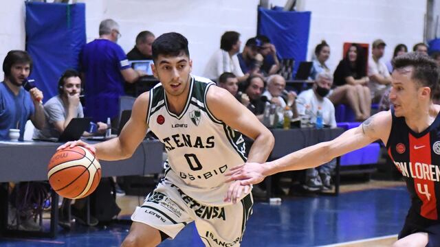 Augusto Alonso, el base de Atenas, y una destacada actuación ante el campeón San Lorenzo (Marcelo Figueras / La Liga).