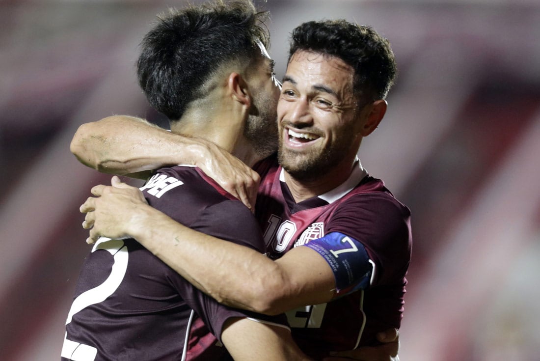 Lautaro Acosta. Fotobaires