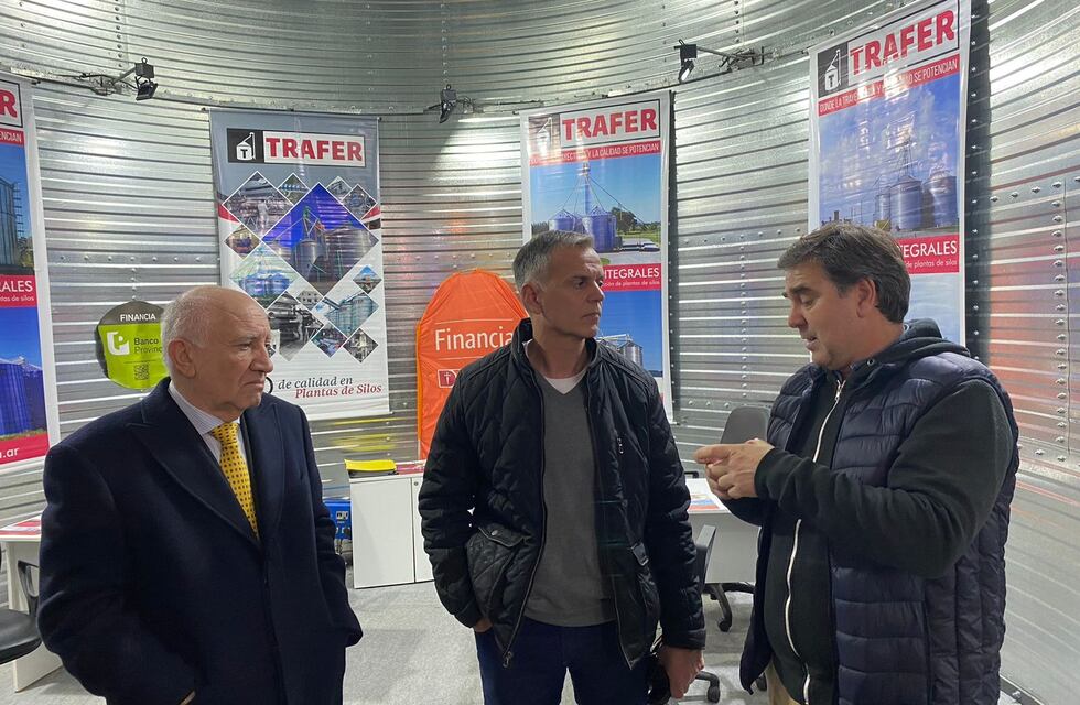 Werner Nickel del Movimiento Vecinal Renovación presente en la Sociedad Rural de Palermo