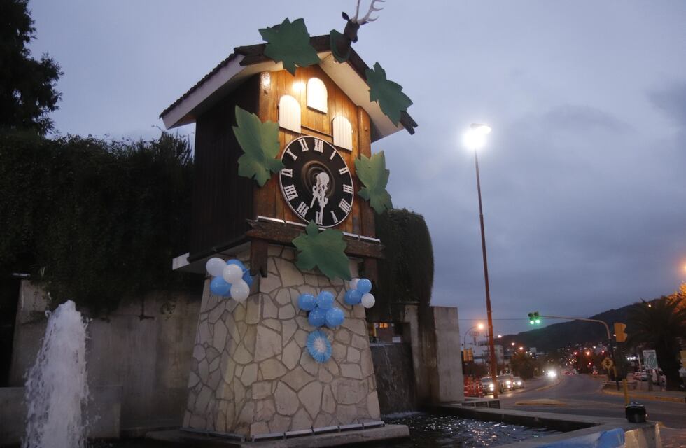 El Reloj Cu-cú celebró su cumpleaños a pura fiesta en Carlos Paz