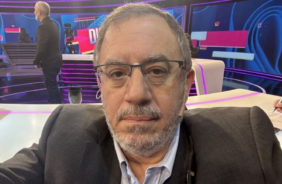 Con una inesperada selfie, Carlos Maslatón reveló a quién votó en Ciudad de Buenos Aires