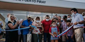 “La buena política es escuchar al pueblo y saber responder” dijo Herrera Ahuad en la inauguración de una terminal en Puerto Piray.