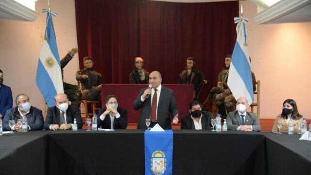 Tucumán y Nación firmaron acuerdos para la realización de jardines de infantes en la provincia.