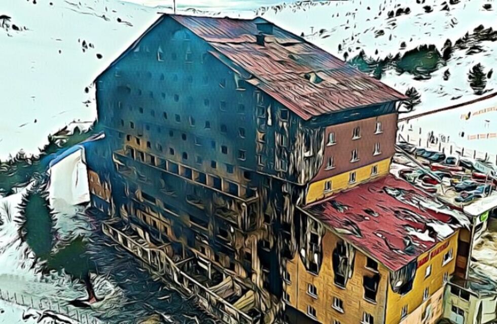 Pinceladas literarias en Vía tres Arroyos “Cenizas”