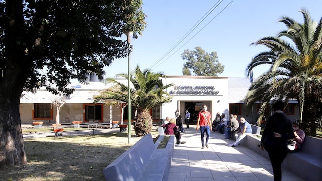 El hombre fue trasladado al Hospital Gumersindo Sayago, donde confirmaron el fatal desenlace. (La Voz)