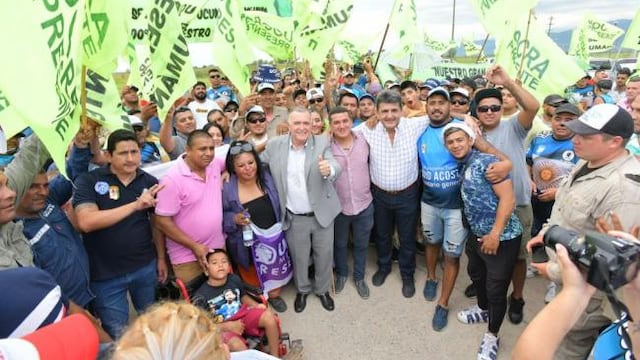 Jaldo entregó viviendas en Manantial Sur.