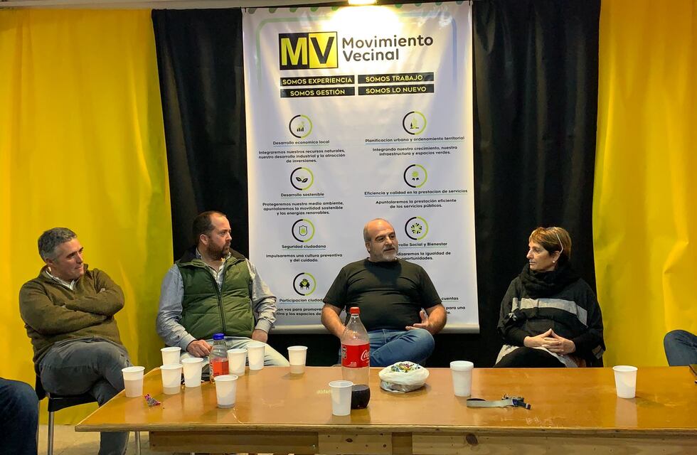 Gabriel Guerra, junto a los candidatos de Compromiso Vecinal