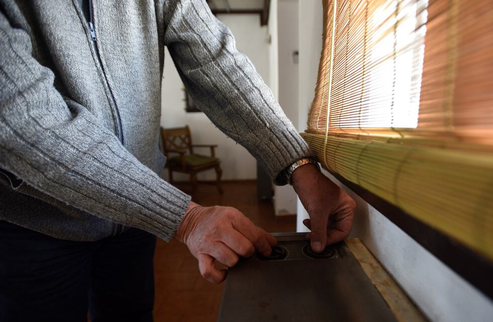 Río Tercero: un hombre de 81 años quiso encender el calefactor, se prendió fuego y falleció