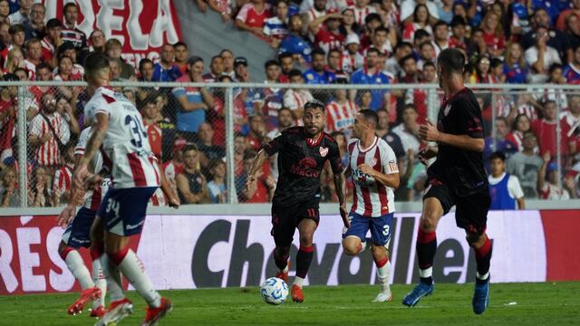 Instituto se trae un punto que deja sabor a poco, porque jugó todo el segundo tiempo con uno más ante Unión (Prensa Instituto).