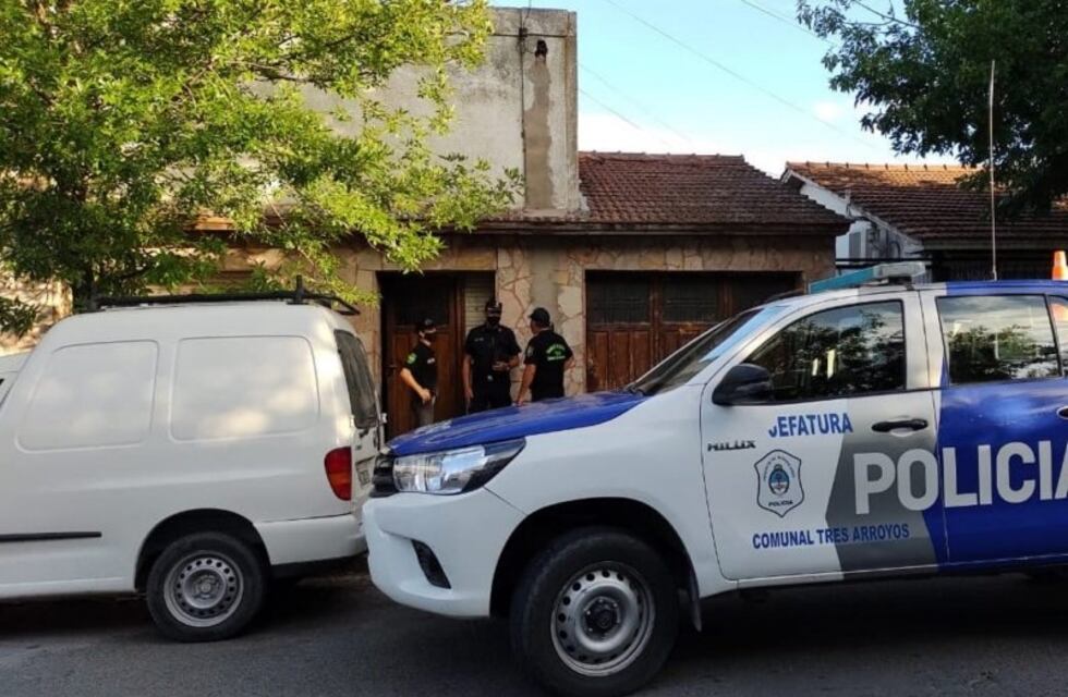 Allanamientos antidroga en Tres Arroyos: Un detenido. Dinero y cocaína secuestrada