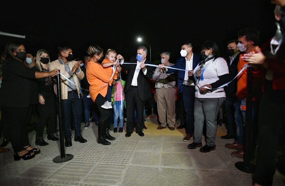 El gobernador Osvaldo Jaldo participó en la inauguración de la Plaza Inclusiva de Bella Vista