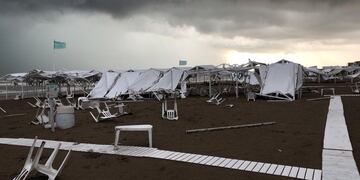 Destrozos en el temporal en Pinamar. (Foto: Diego Medina)