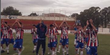 Rosario superó 2 a 0 a Pacífico de Cabildo y es escolta