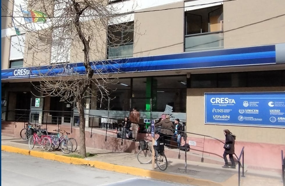 Cresta: Tercer período de inscripción para cubrir cargo de Auxiliar Invitado