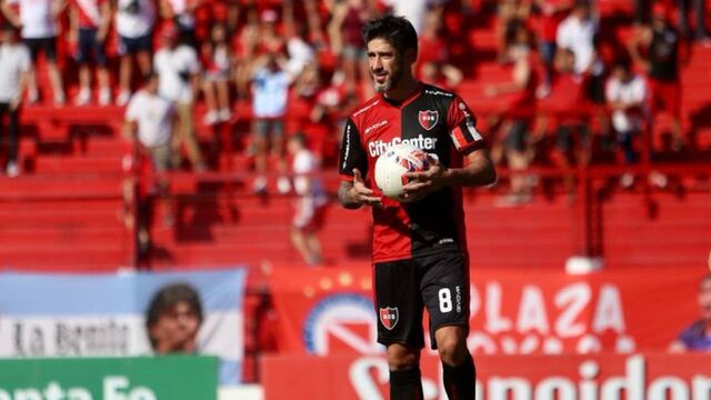Pablo Pérez salió reemplazado en el complemento. (Prensa Newell's)