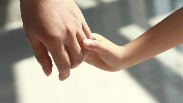 Convocan a interesados en adoptar temporalmente a niños de entre 0 a 10 años.